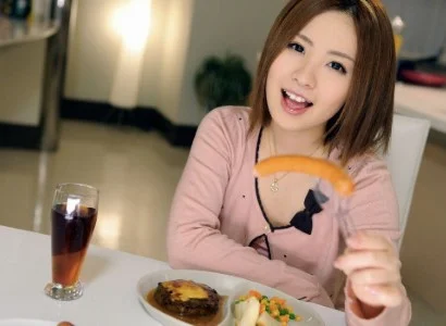 Bạn trai ăn tối xong rồi ăn em